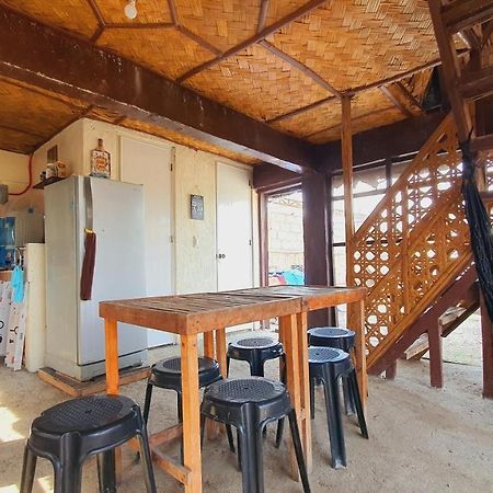 Calatagan'S Bahay Kubo - With Beach Access Esterno foto